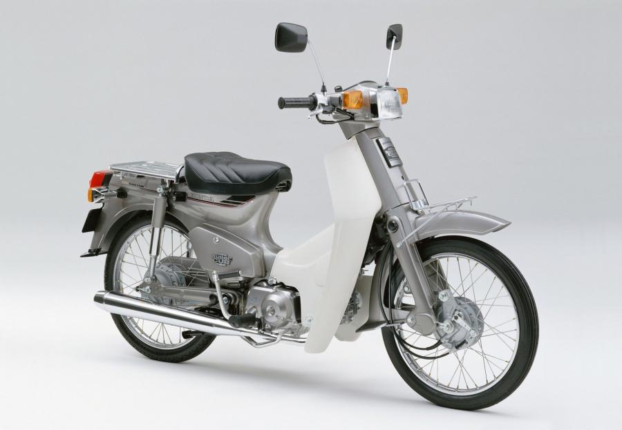Honda Super Cub 50 Custom